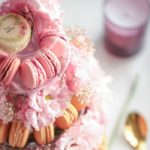 Pyramide macarons fleurie