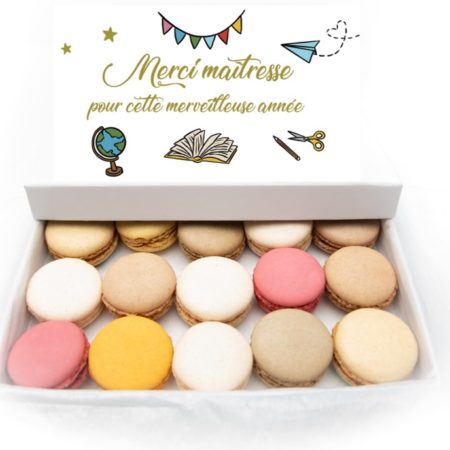 Coffret personnalisé de 35 macarons